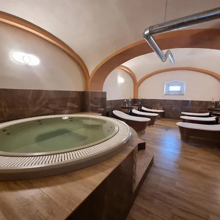 Sessler *** 招待所