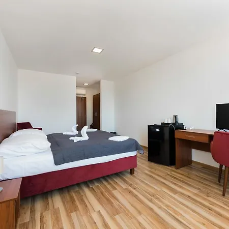 Sessler *** 招待所 4*