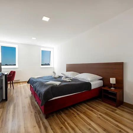 Sessler *** 招待所 4*