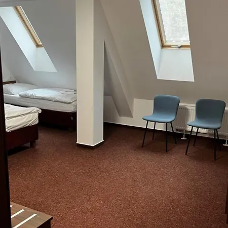 Sessler *** 3* Trnava