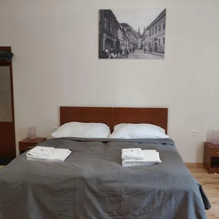 Sessler *** 招待所